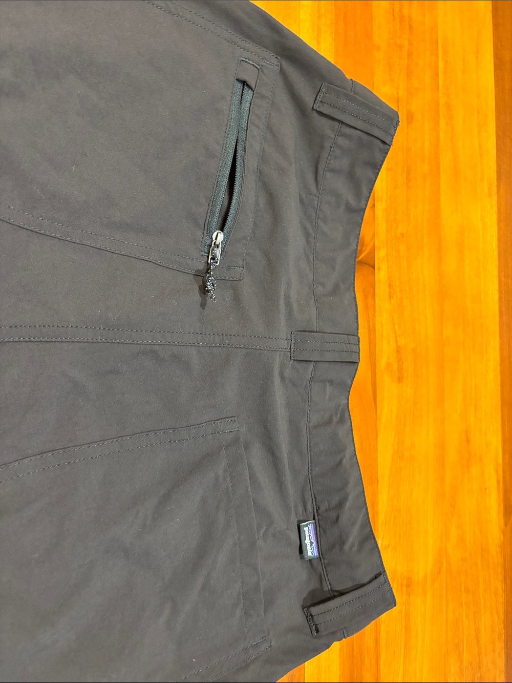 Patagonia Dark Brown Men's Cargo Pants with Zip Pocket - Picture 4 of 5